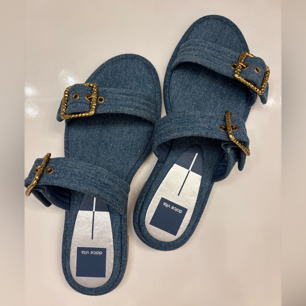 Dolce Vita 7.5 Alaina Blue Denim Sandal
**Never worn outside - Picture 4 of 4